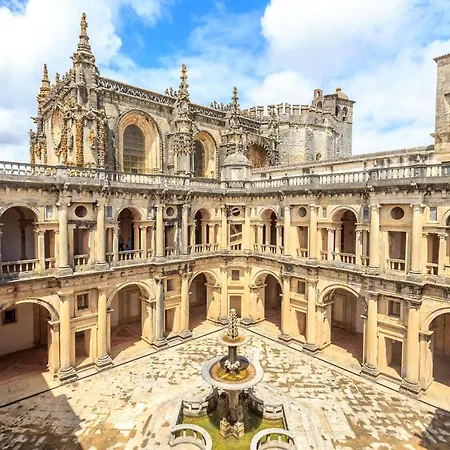 Tomarhousing - Studio *